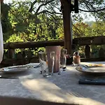 Lujocanda Bed & Breakfast
