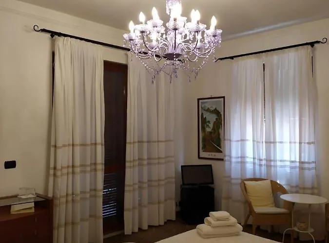 فندق مبيت وإفطار Lujocanda كاسارزا ليغير