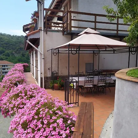 Alojamento de Acomodação e Pequeno-almoço Lujocanda Casarza Ligure