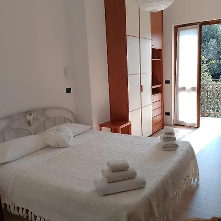 Frühstückspension Lujocanda 3*