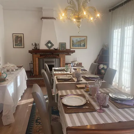فندق مبيت وإفطار Lujocanda كاسارزا ليغير