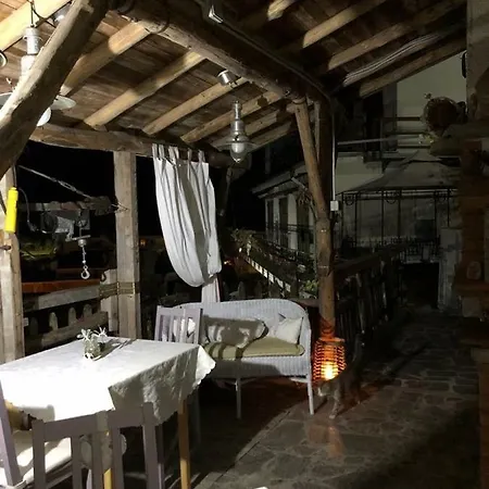 Lujocanda Alojamento de Acomodação e Pequeno-almoço 3*